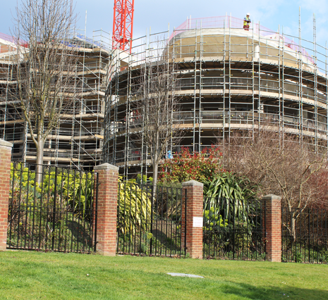 Kew Bridge gallery image 5
